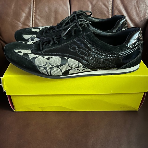 🌺Black Patent Leather and Suede Coach Sneakers. - Picture 7 of 8